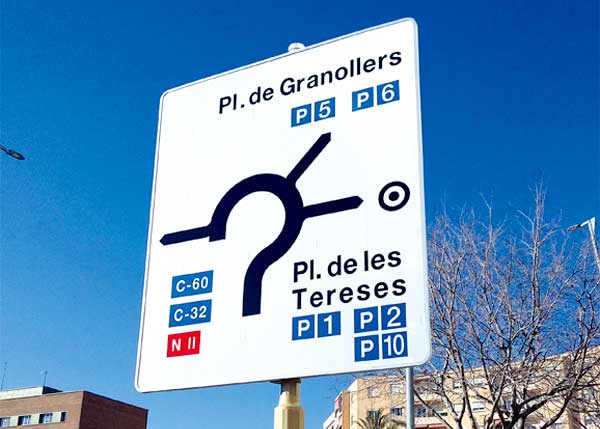 Señalética , Señalización Orientativa , IOPD Plafones Direccionales , 